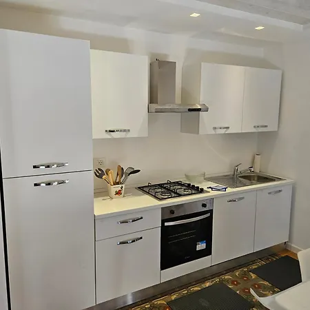 Tapis Apartment