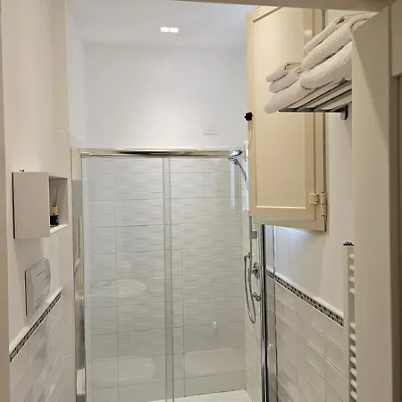Apartment Tapis